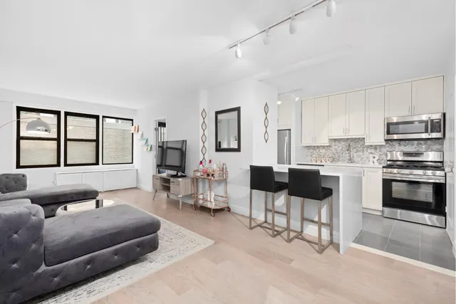 220 East 54th Street