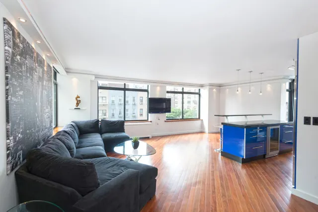 400 East 70th Street