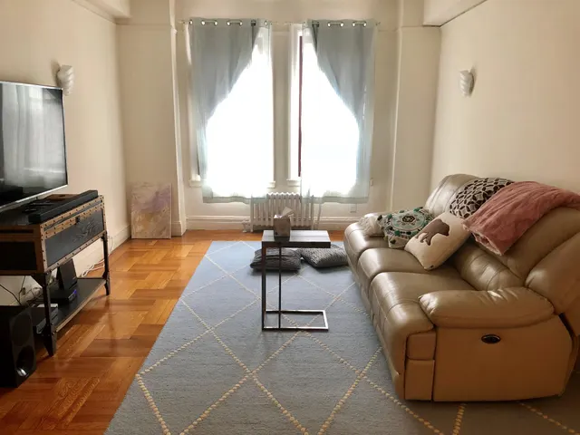 201 East 35th Street