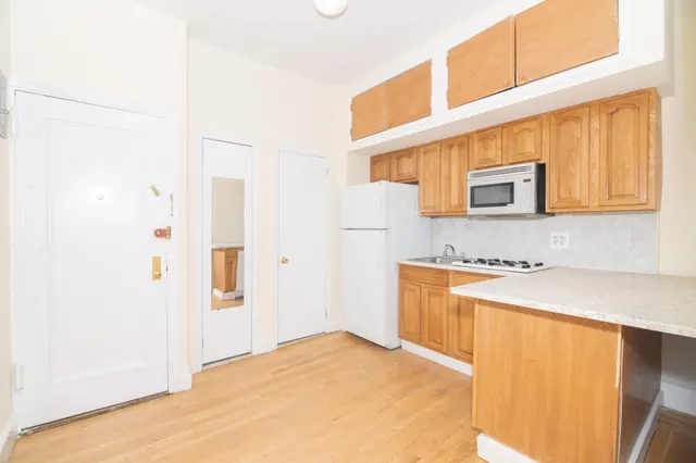 1059 Second Avenue