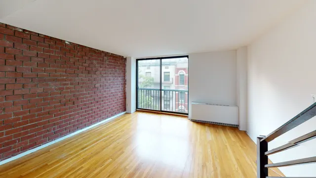 10 Jones Street