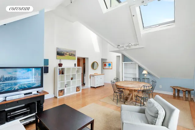 105 Montague Street