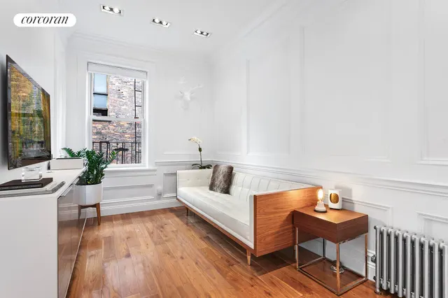 139 East 30th Street
