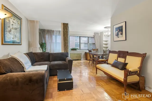 211 East 53rd Street
