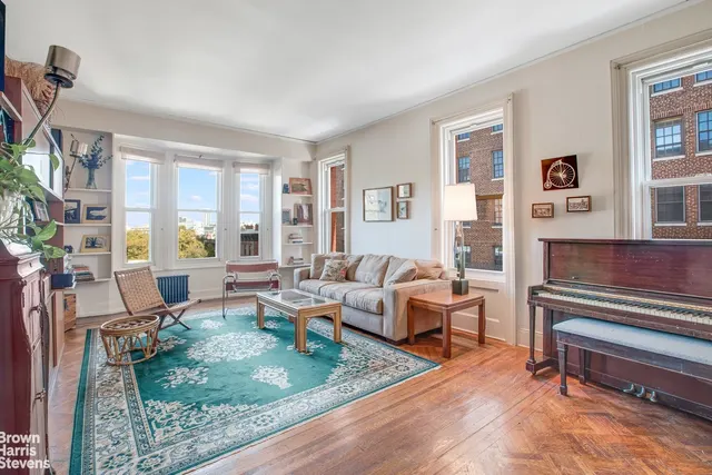 15 Clark Street