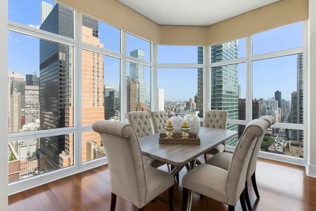 300 East 55th Street