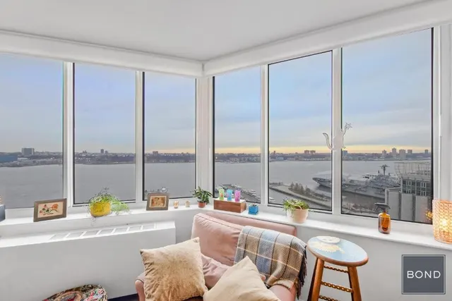 650 West 42nd Street