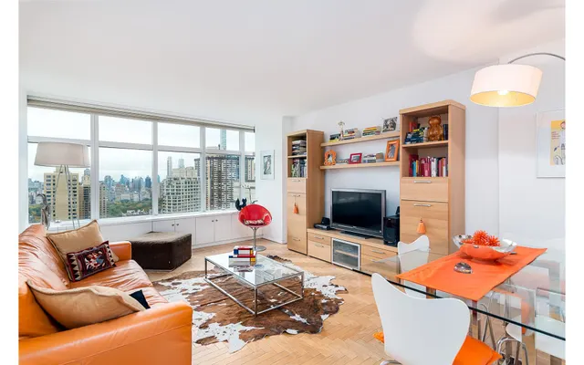 160 West 66th Street