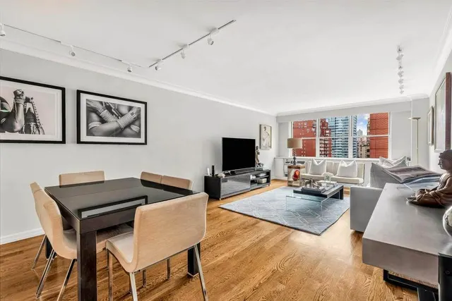 300 East 71st Street