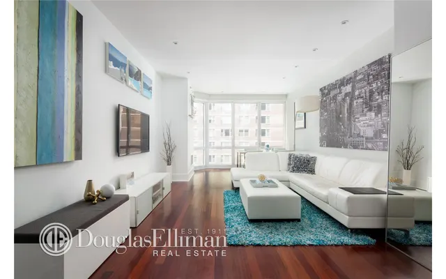 300 East 55th Street