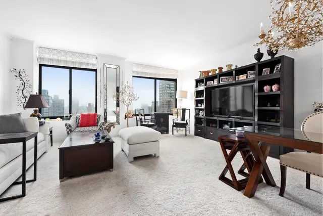 400 East 70th Street