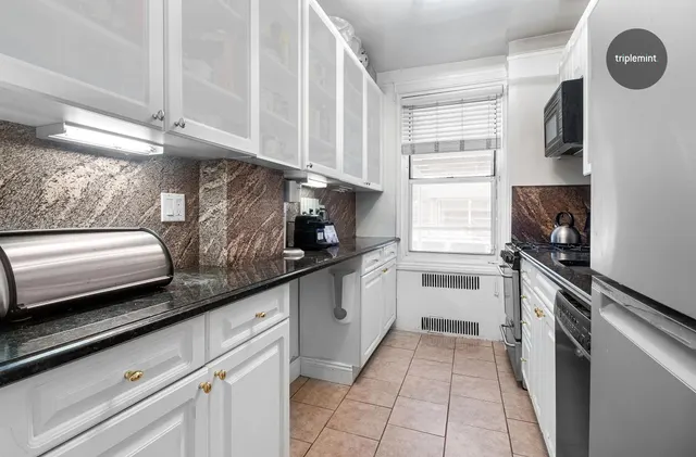 49 West 96th Street