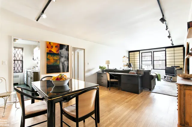 60 East 9th Street