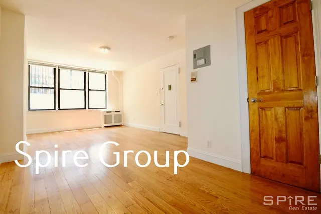 457 West 50th Street