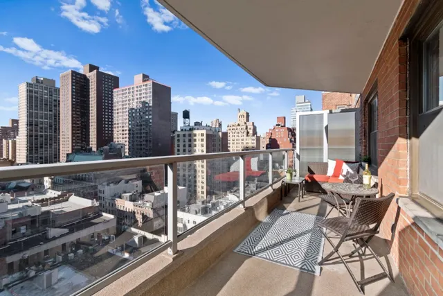 300 East 71st Street