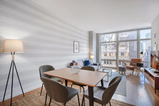 1600 Broadway