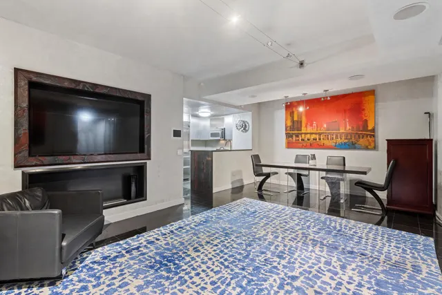 100 West 58th Street