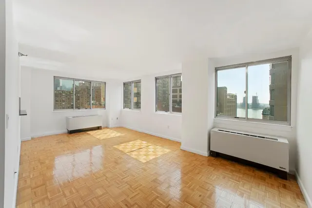 308 East 38th Street