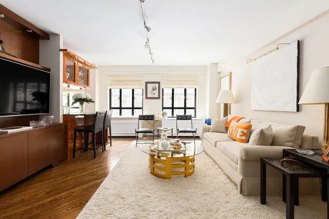 45 West 54th Street