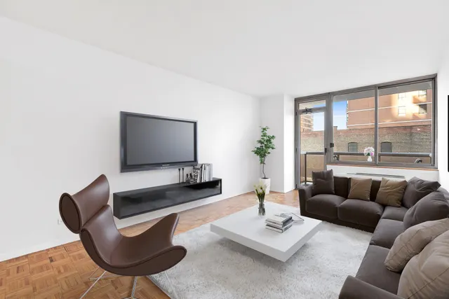 200 East 89th Street