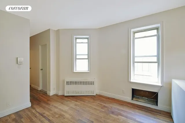 87 Hicks Street