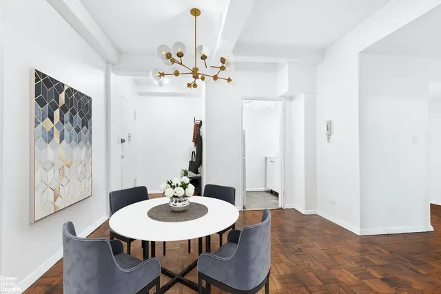 150 East 27th Street