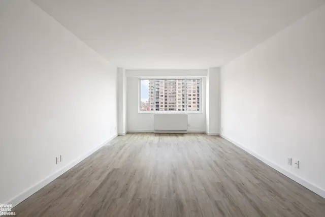 400 East 54th Street