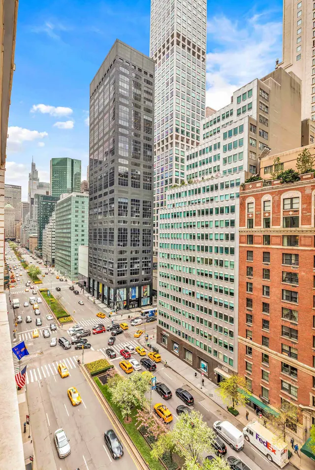 475 Park Avenue