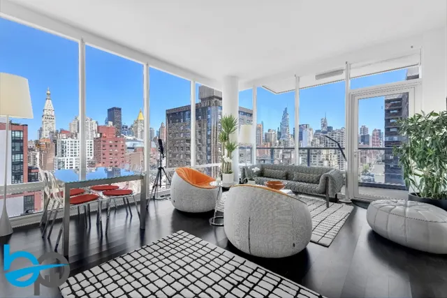 300 East 23rd Street