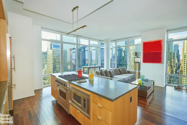 207 East 57th Street