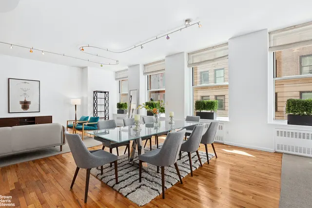 176 Broadway