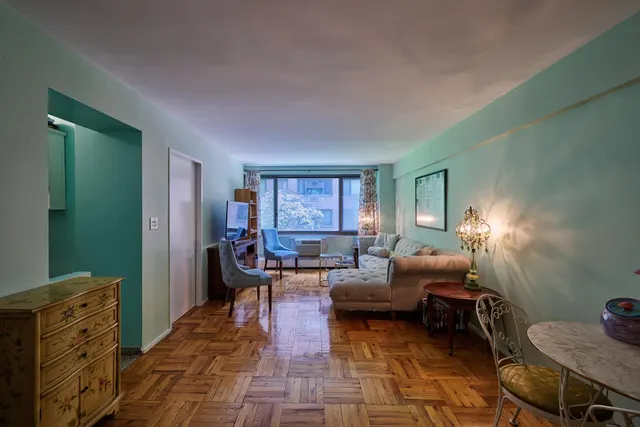 425 East 63rd Street