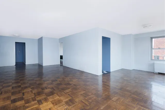 360 East 72nd Street
