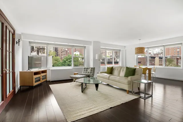 150 East 61st Street