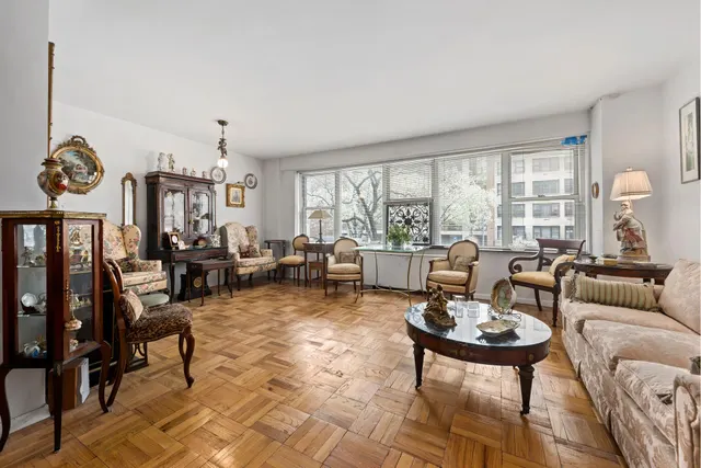 360 East 72nd Street