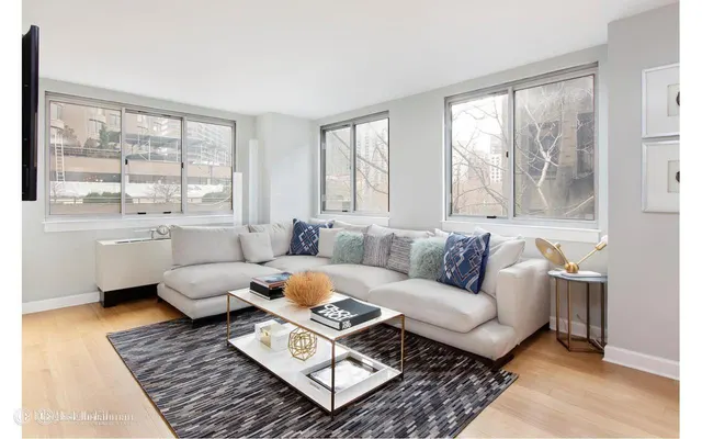 308 East 38th Street