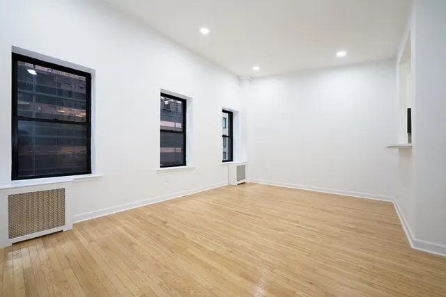 38-40 East 58th Street