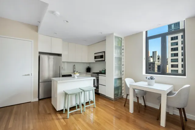 148 East 24th Street