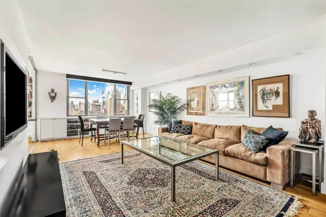 444 East 86th Street