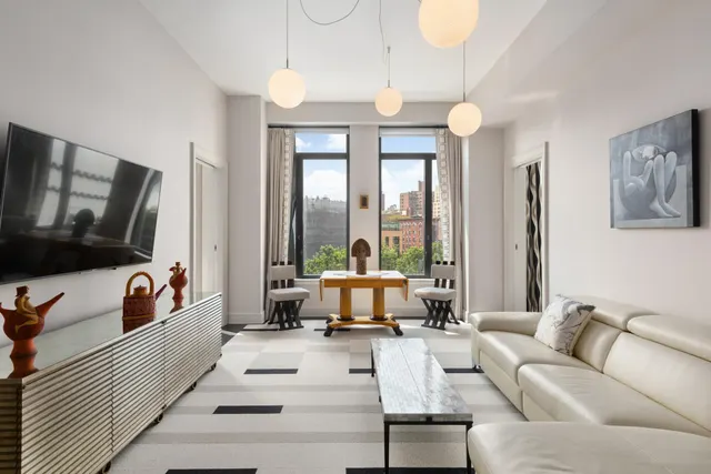 155 West Eleventh Street