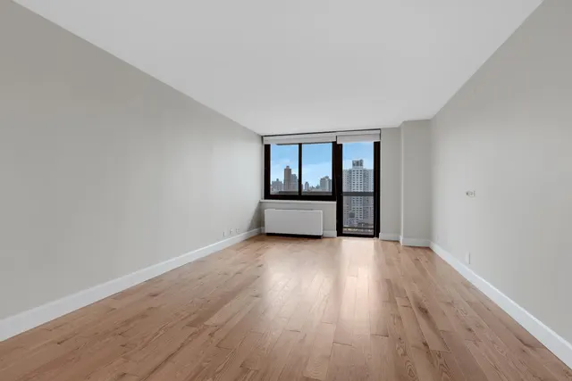 515 East 72nd Street