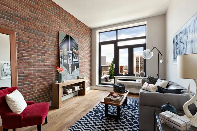 47-34 11th Street