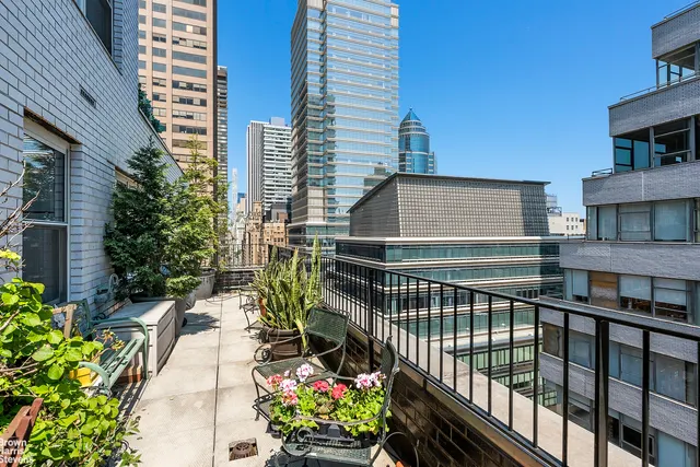 200 East 58th Street
