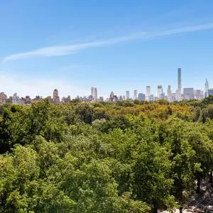 418 Central Park West