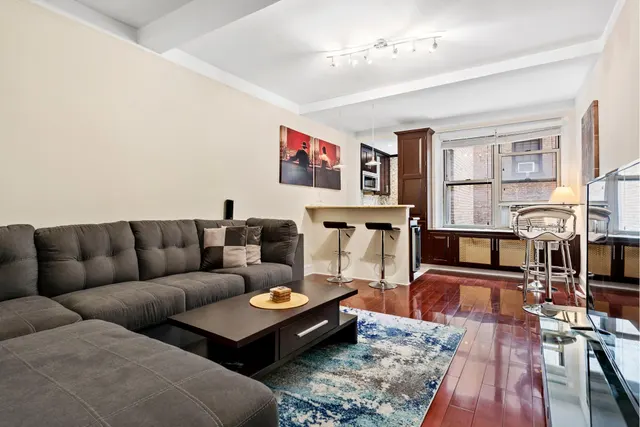60 Gramercy Park North