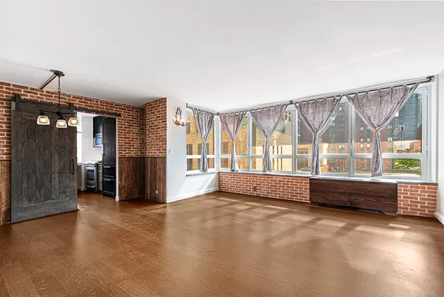 200 East 94th Street