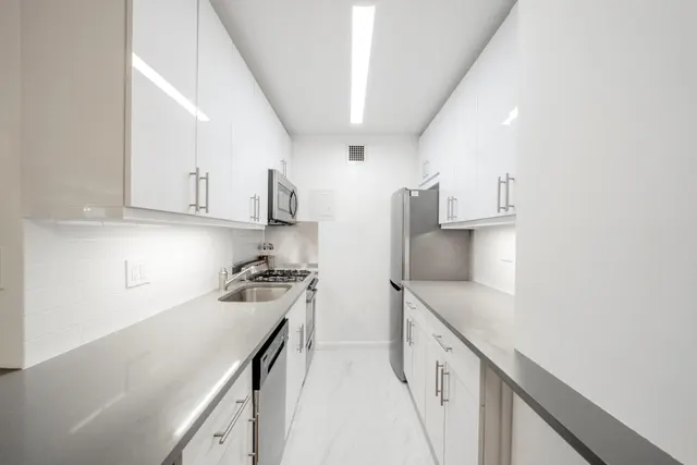 77 West 55th Street