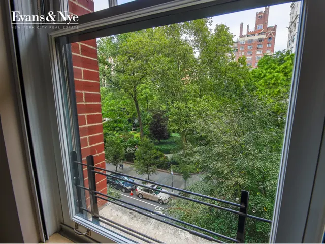 26 Gramercy Park South