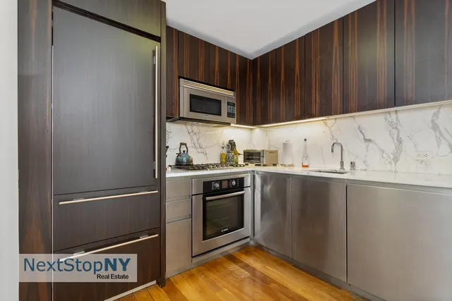 515 East 72nd Street