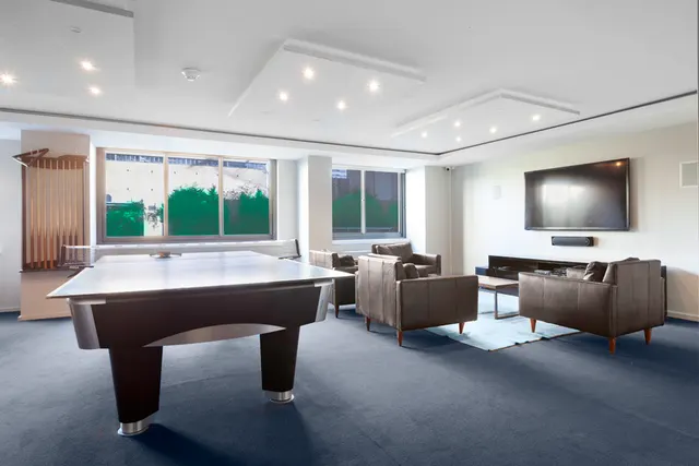 515 East 72nd Street
